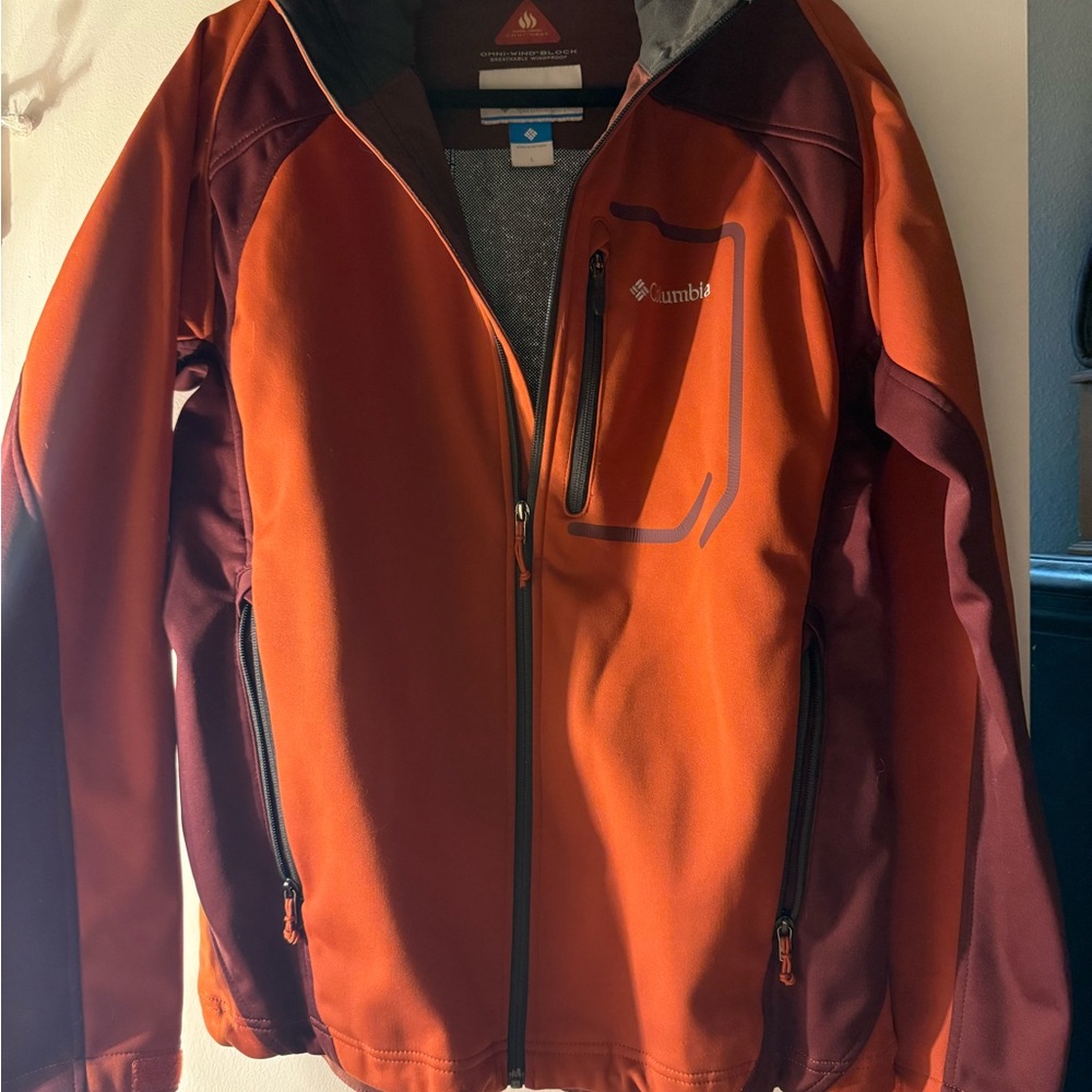 Columbia Men's Performance Jacket in Orange and Maroon